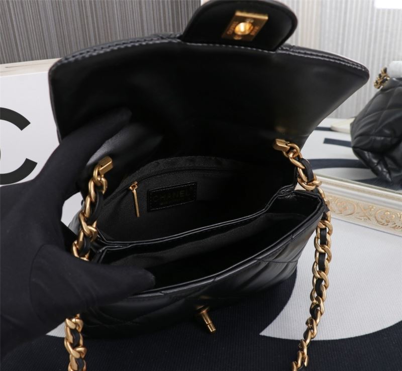 Chanel 19 Bags